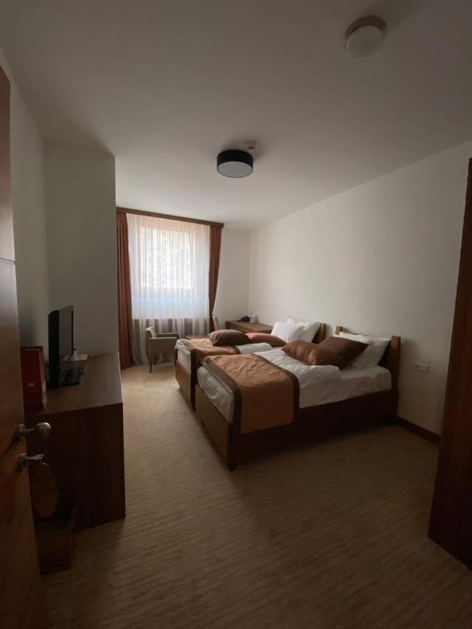 יהורינה Apartments B&P מראה חיצוני תמונה