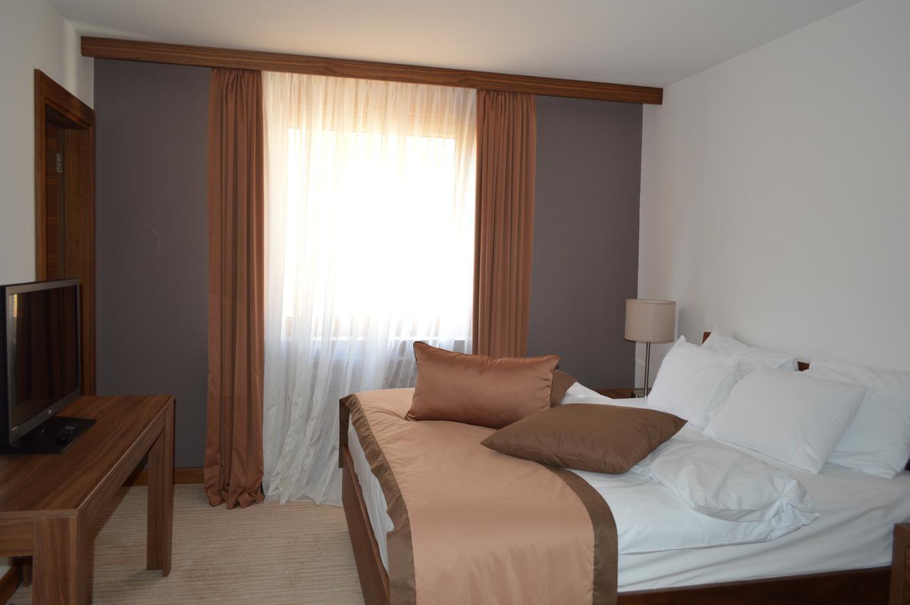 יהורינה Apartments B&P מראה חיצוני תמונה